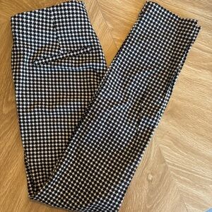 Old Navy Black and White Houndstooth Pants